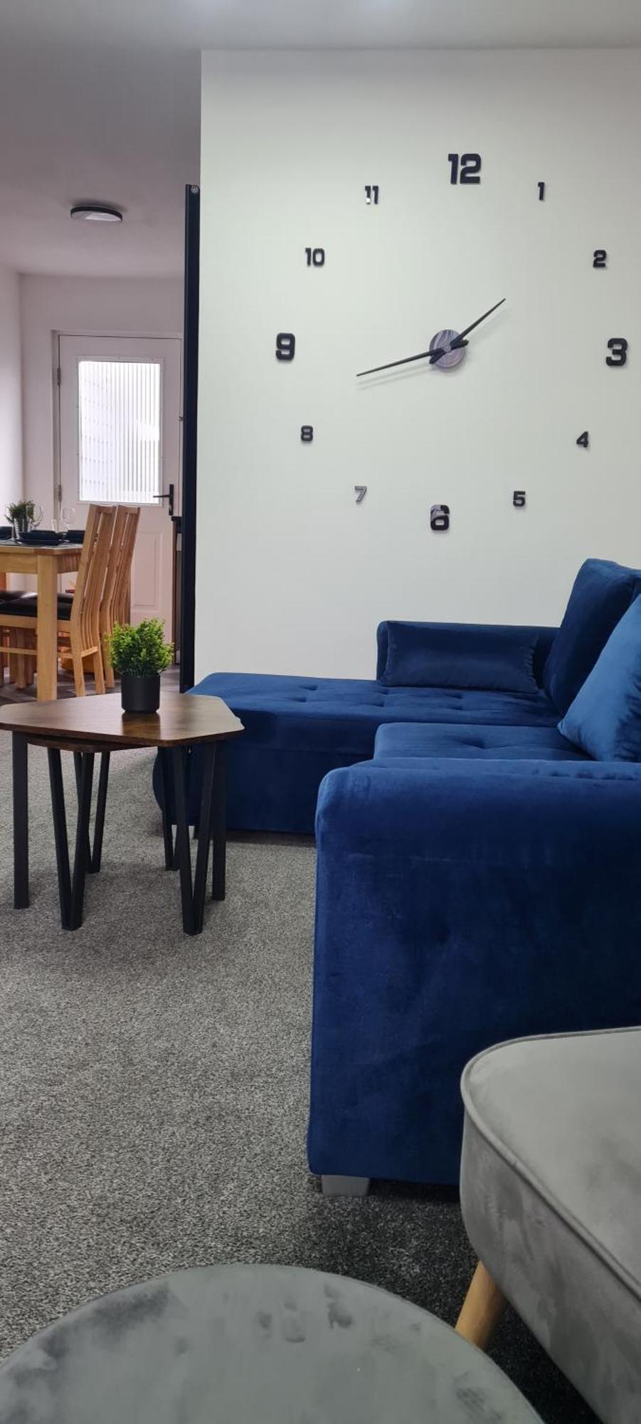Stylish Home In Linlithgow With Free Parking Exterior photo