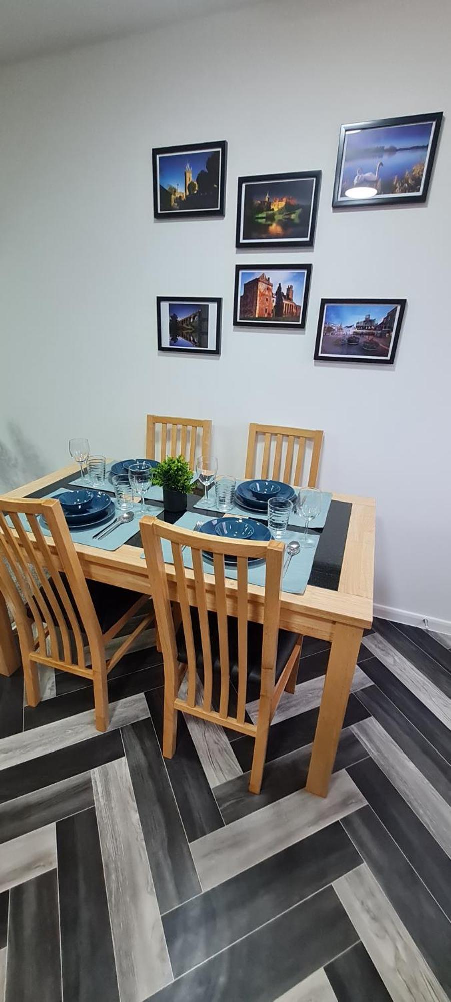 Stylish Home In Linlithgow With Free Parking Exterior photo